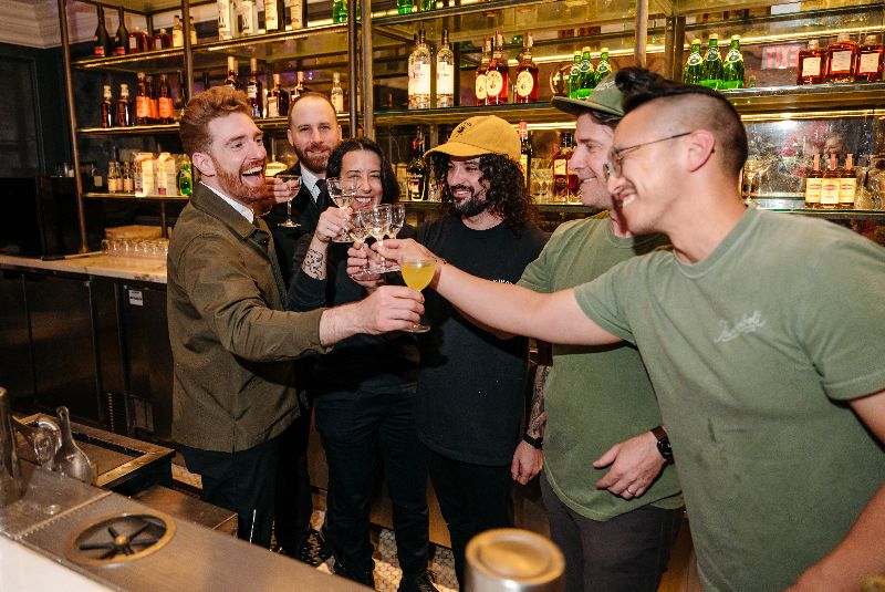 Bartenders Group_NA50BB25-highlights